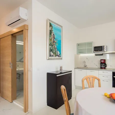 Apartmán Mk-elegant With A Sea View Balcony